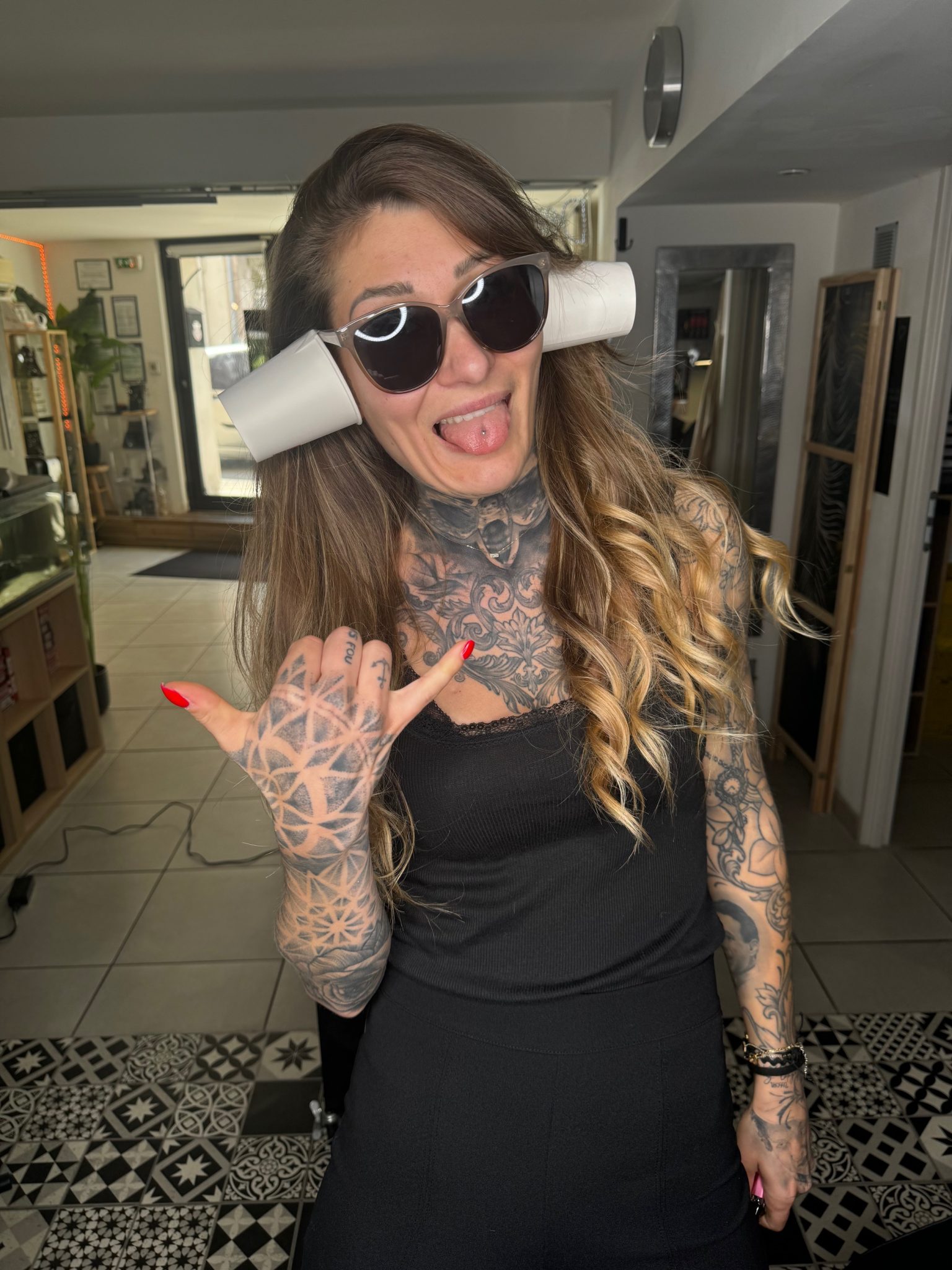 Cartis.ink - Tatoueuse professionnelle spécialiste fine line et réalisme à Fréjus Dermagraphic