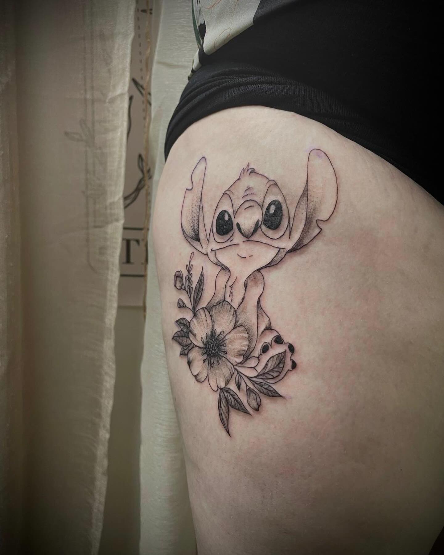 Tatouage féerique original Lucia - Studio Dermagraphic Fréjus