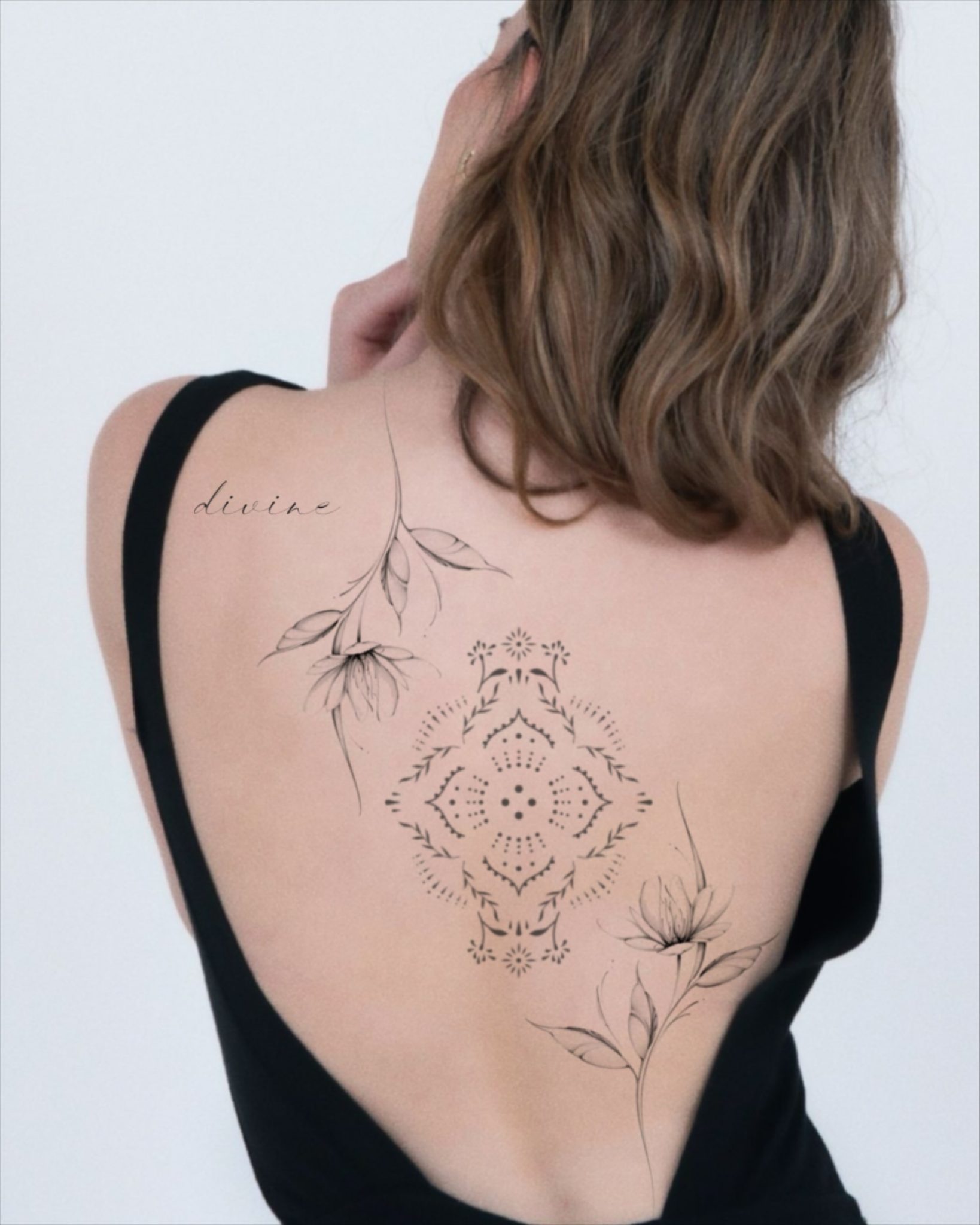 Tatouage réaliste ornemental par Cartis.ink studio Dermagraphic Fréjus tatouage artistique Var